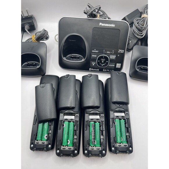 Panasonic KX-TG7621 DECT 6.0 Plus Bluetooth Phone Answering System (4 Handsets) - Picture 5 of 7